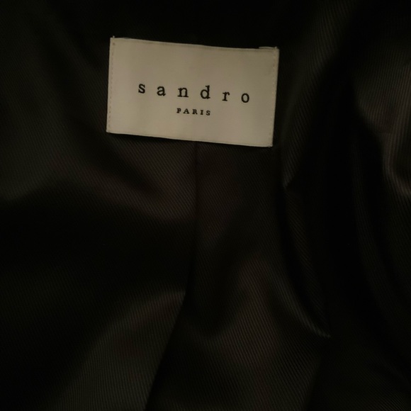 Sweater Weather🍁SANDRO
Faux Fur Coat - Picture 9 of 11